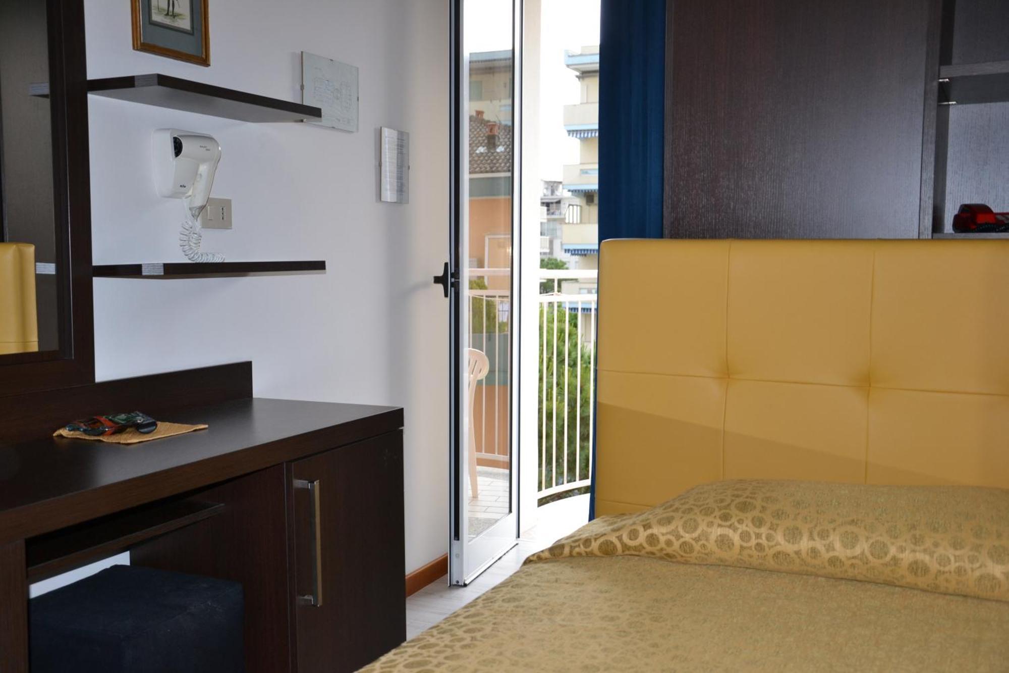 Hotel Stockholm Lido di Jesolo Room photo